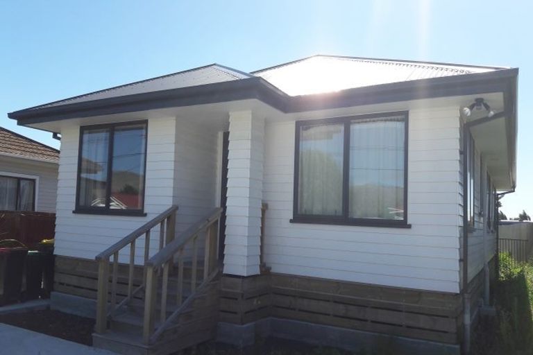 Photo of property in 27 Hargood Street, Woolston, Christchurch, 8062