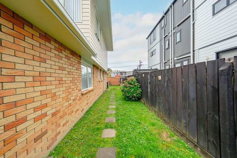 Photo of property in 168a Rathgar Road, Henderson, Auckland, 0610