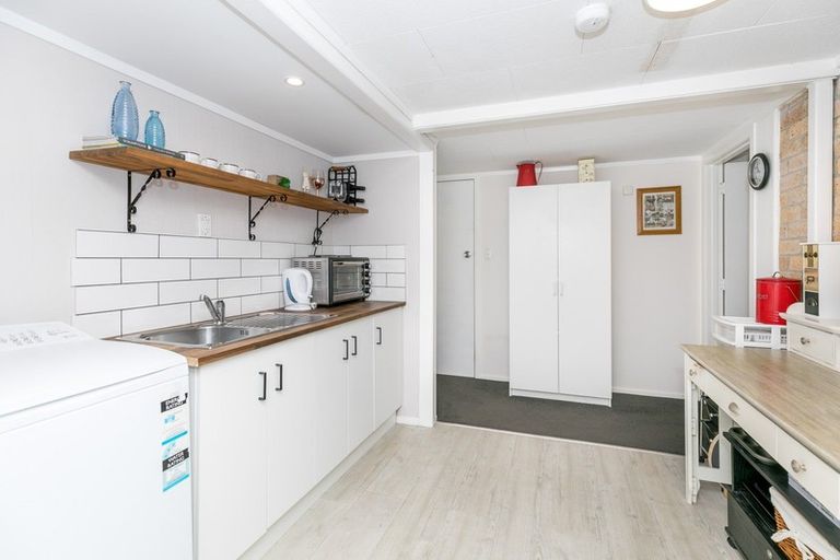 Photo of property in 35 Hinton Avenue, Forest Lake, Hamilton, 3200