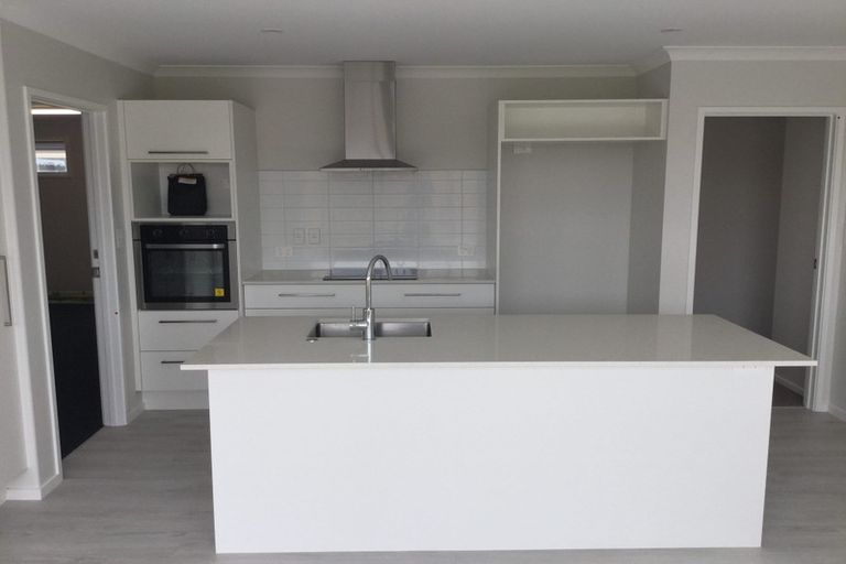 Photo of property in 5 Furlong Road, Papamoa, 3118