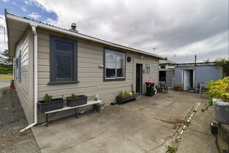 Photo of property in 444 Main North Road, Bay View, Napier, 4104