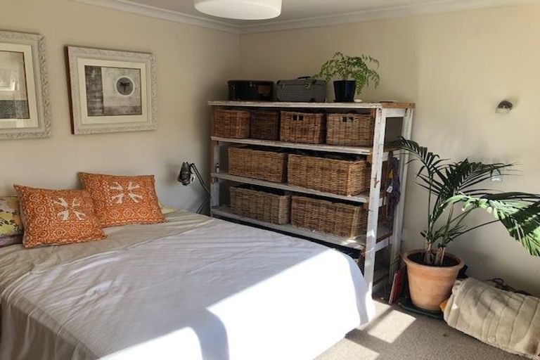 Photo of property in 110 Severn Street, Island Bay, Wellington, 6023