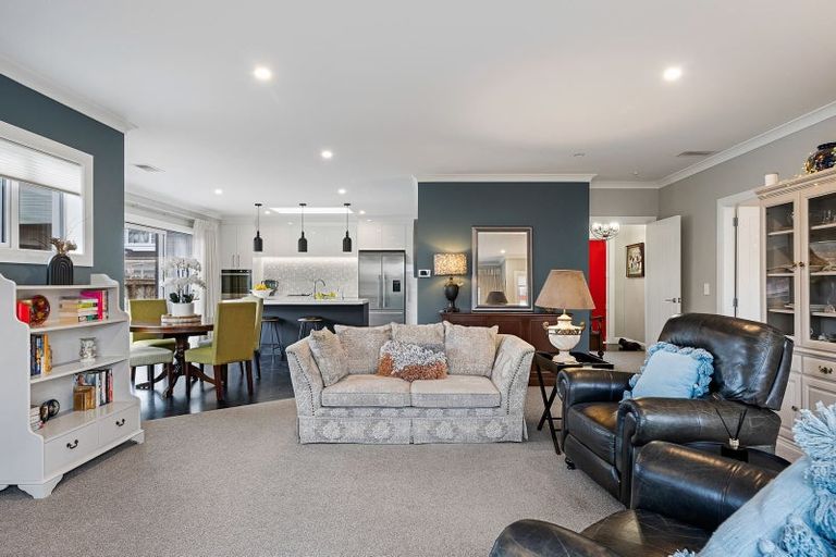 Photo of property in 8 Saint Columbans Grove, Boulcott, Lower Hutt, 5010