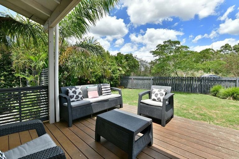 Photo of property in 53 Springs Road, Parakai, 0830