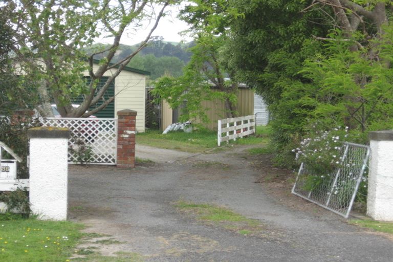 Photo of property in 42 Delhi Avenue, Aramoho, Whanganui, 4500