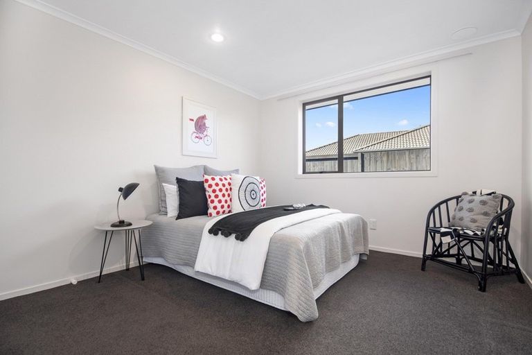 Photo of property in 14 Cranmer Close, Rototuna North, Hamilton, 3210