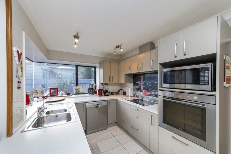 Photo of property in 40a Kingswood Street, Takaro, Palmerston North, 4412