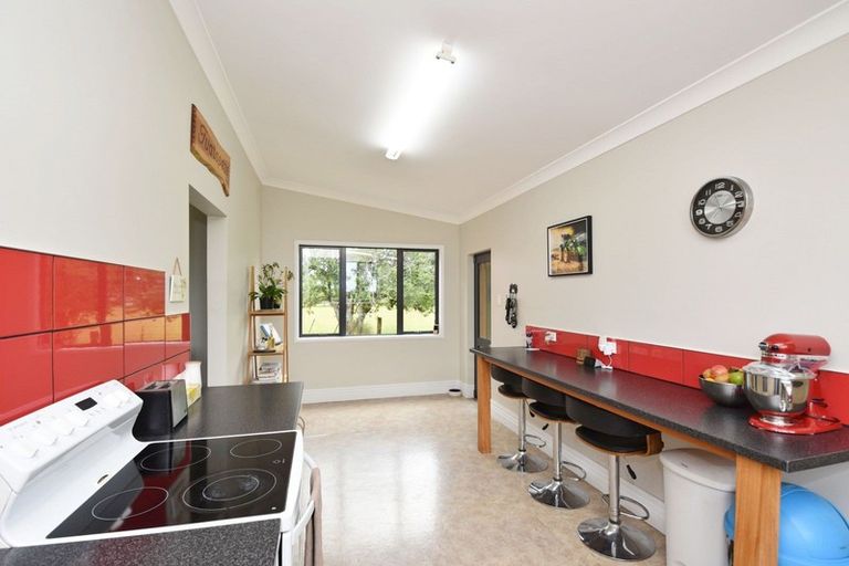 Photo of property in 83 Papatotara Road, Tuatapere, 9620