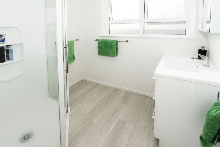 Photo of property in 76 Raglan Street, Lansdowne, Masterton, 5810