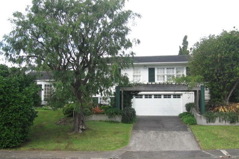 Photo of property in 2 The Anchorage, Sunnyhills, Auckland, 2010