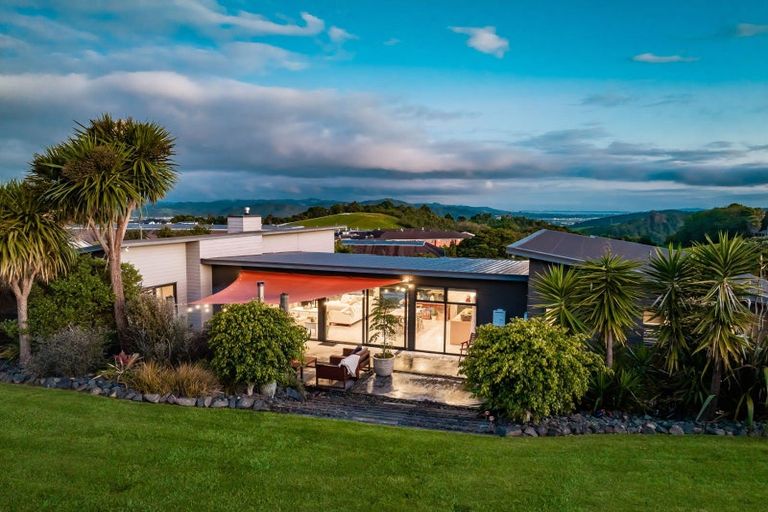 Photo of property in 24 Chatsfield Place, Te Kamo, Whangarei, 0112