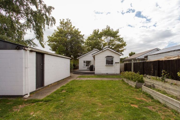 Photo of property in 19 North Parade, Richmond, Christchurch, 8013