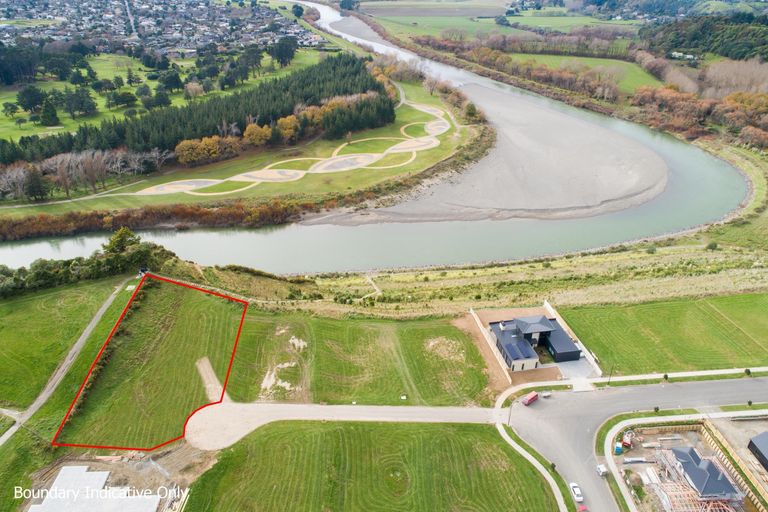 Photo of property in 44 Vaucluse Heights, Fitzherbert, Palmerston North, 4410