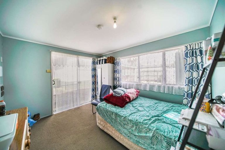 Photo of property in 489 Massey Road, Mangere, Auckland, 2022