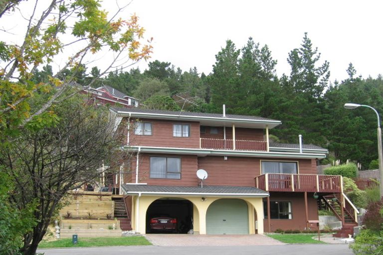 Photo of property in 21 Penny Lane, Silverstream, Upper Hutt, 5019