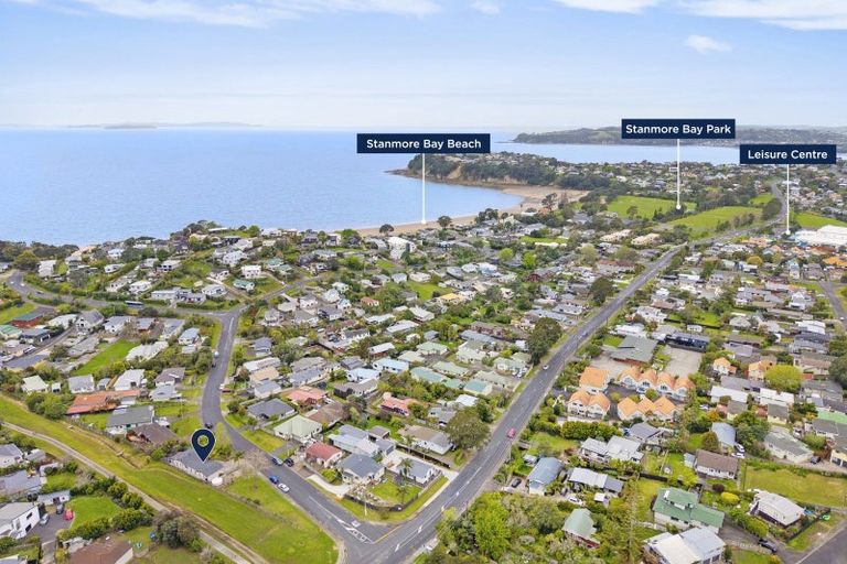 Photo of property in 2 Langton Road, Stanmore Bay, Whangaparaoa, 0932