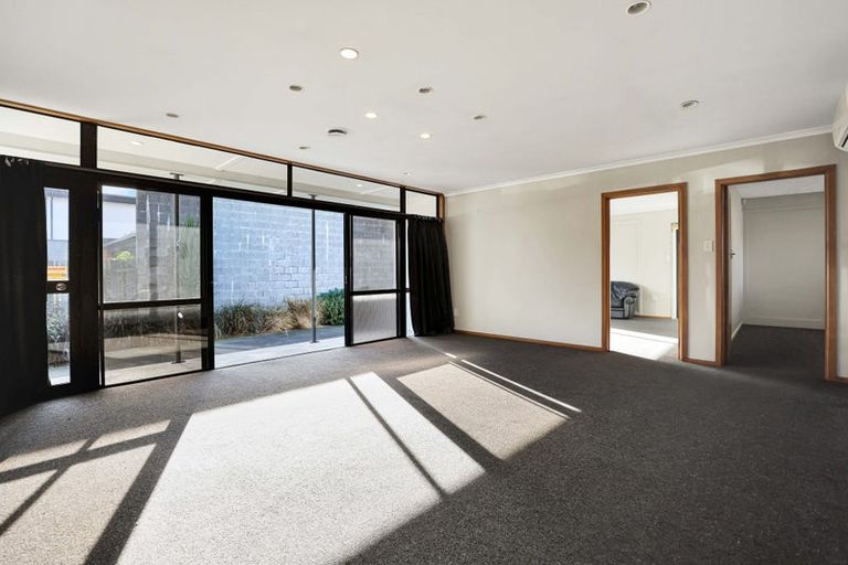 Photo of property in 17 Mona Square, Ashburton, 7700