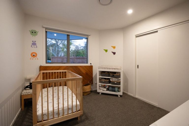Photo of property in 2 Seddon Street, Takaro, Palmerston North, 4412