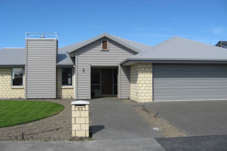 Photo of property in 43 Applefield Court, Northwood, Christchurch, 8051