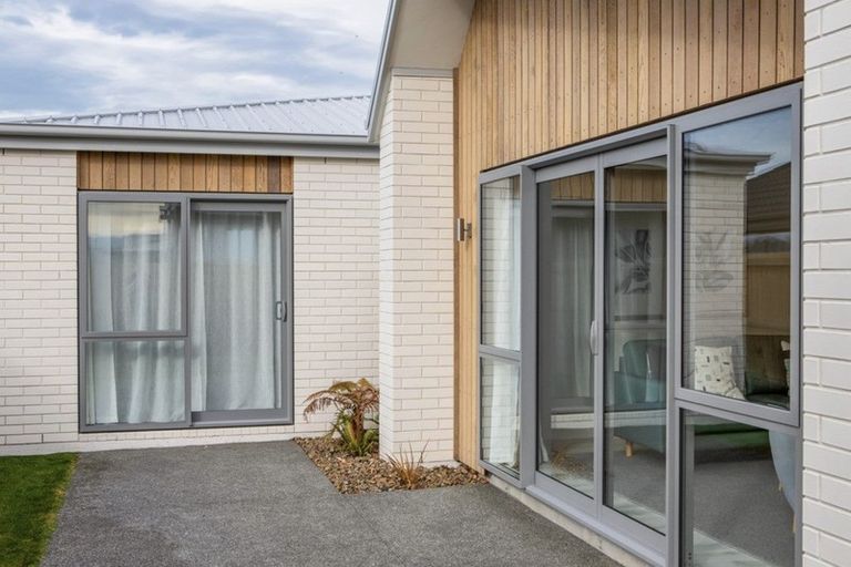 Photo of property in 63 Prestons Park Drive, Marshland, Christchurch, 8083