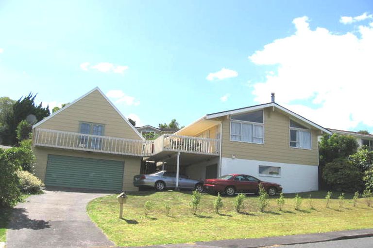 Photo of property in 7 Laurina Road, Sunnynook, Auckland, 0620