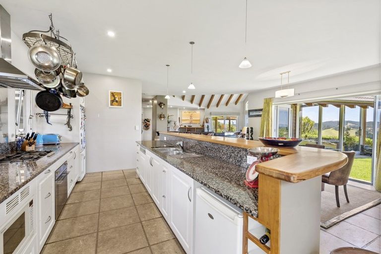 Photo of property in 58 Kempthorne Road, Russell, 0272