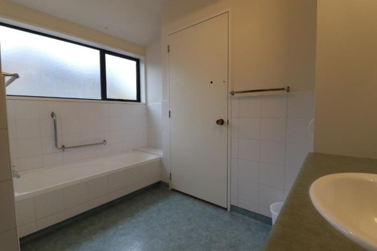 Photo of property in 14a Bristol Street, Trentham, Upper Hutt, 5018