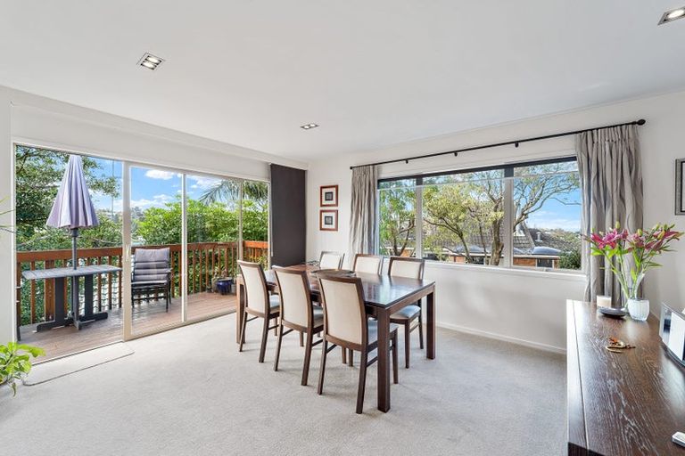 Photo of property in 19 Robin Lane, Browns Bay, Auckland, 0630