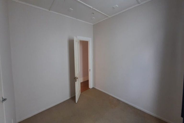 Photo of property in 377 Adelaide Road, Newtown, Wellington, 6021
