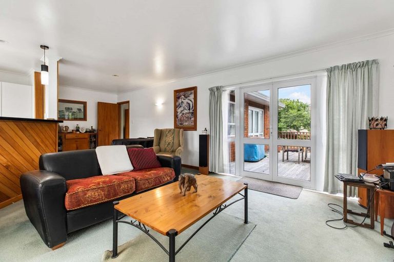 Photo of property in 1/57 Godley Road, Green Bay, Auckland, 0604