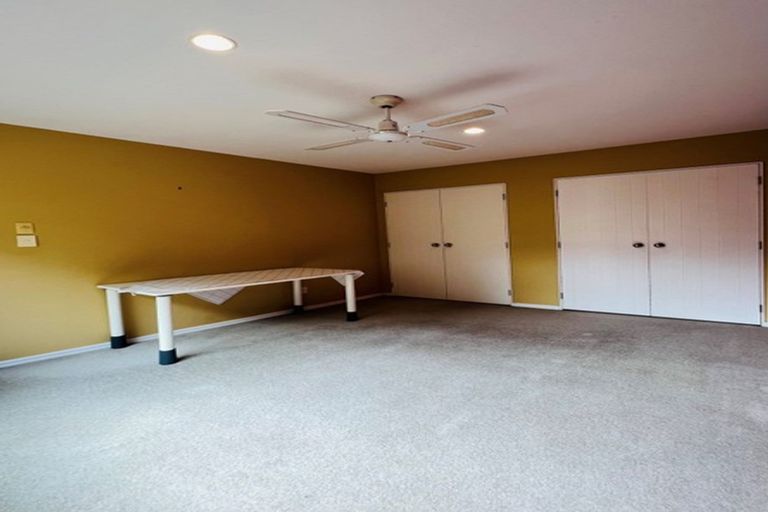 Photo of property in 701a Beach Road, Rothesay Bay, Auckland, 0630