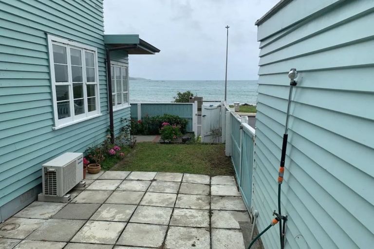 Photo of property in 27 Moana Road, Plimmerton, Porirua, 5026