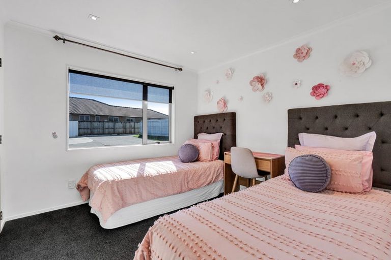 Photo of property in 28a Jules Crescent, Bell Block, New Plymouth, 4312