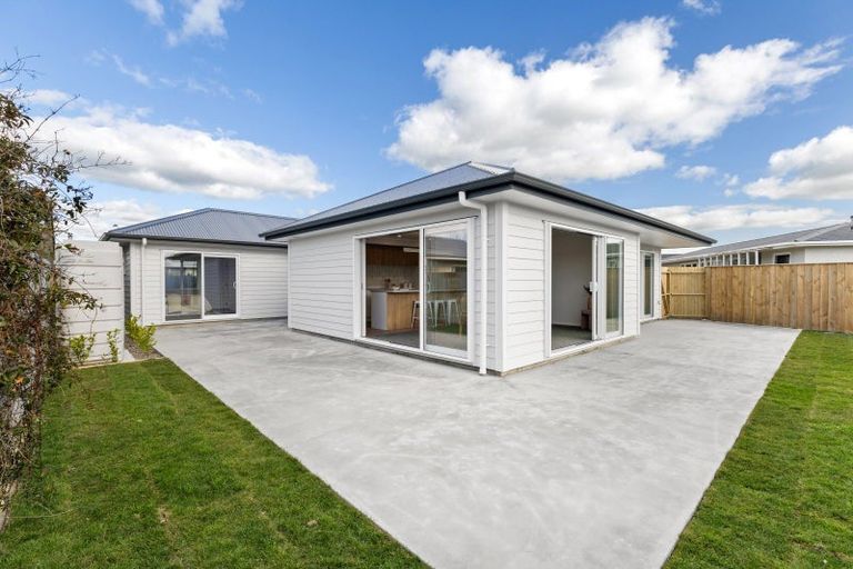 Photo of property in 7a Waterford Place, Westbrook, Palmerston North, 4412
