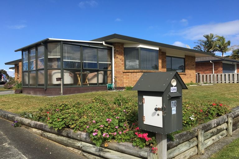 Photo of property in 10 Elm Place, Tikipunga, Whangarei, 0112
