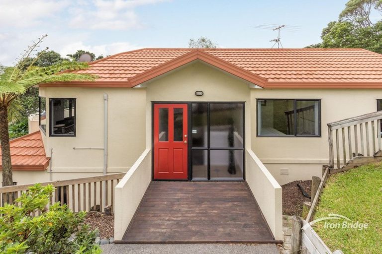 Photo of property in 1/3 Albany Highway, Unsworth Heights, Auckland, 0632