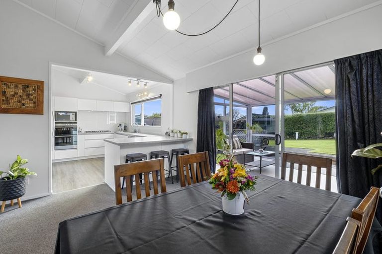 Photo of property in 5a Wesley Avenue, Frankleigh Park, New Plymouth, 4310