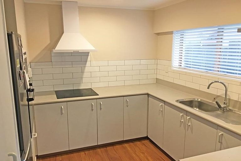 Photo of property in 32a Gills Avenue, Papakura, 2110