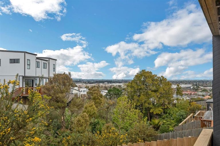 Photo of property in 8 Wahine Street, Papakura, 2110