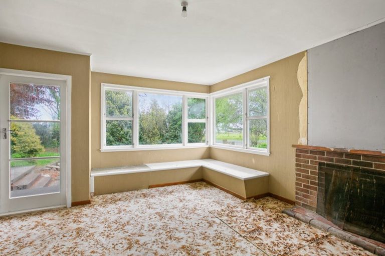 Photo of property in 342 Inland North Road, Tikorangi, Waitara, 4383