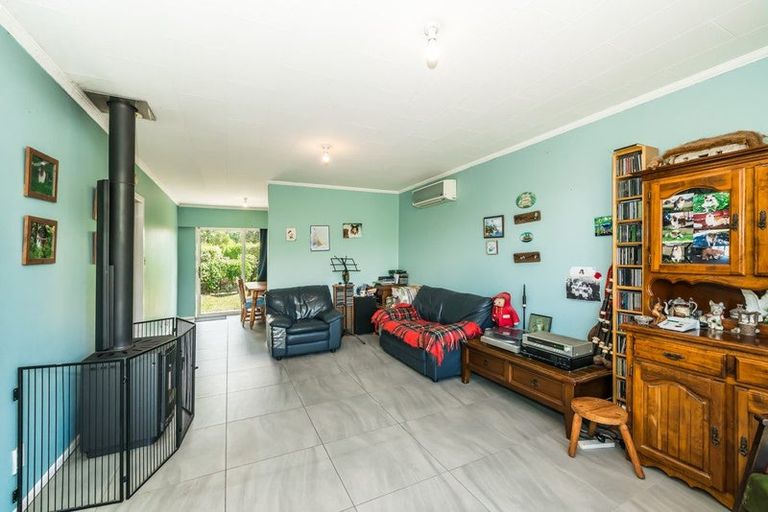Photo of property in 1 Matipo Street, Waikanae, 5036