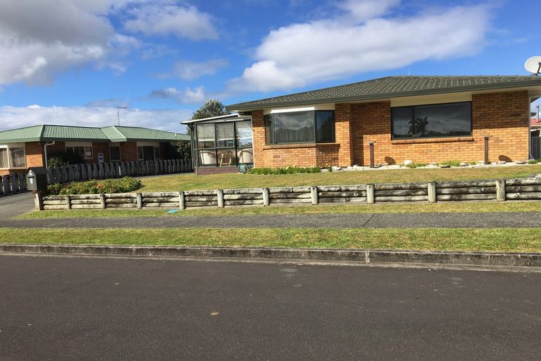 Photo of property in 10 Elm Place, Tikipunga, Whangarei, 0112