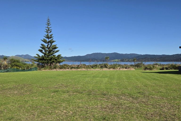 Photo of property in 137 Kelly Jade Avenue, Matarangi, Whitianga, 3592