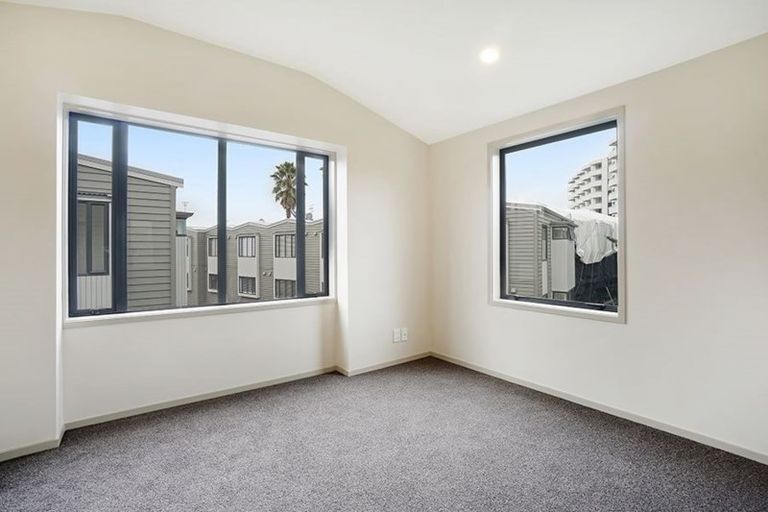 Photo of property in 21 Dovedale Place, Parnell, Auckland, 1010