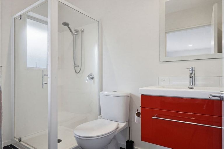 Photo of property in 63d Mackworth Street, Woolston, Christchurch, 8062