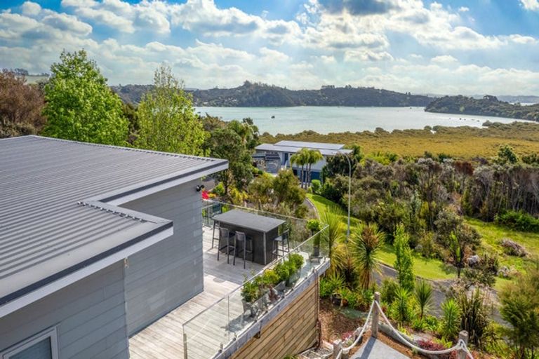 Photo of property in 7 Toi Track, Russell, 0272