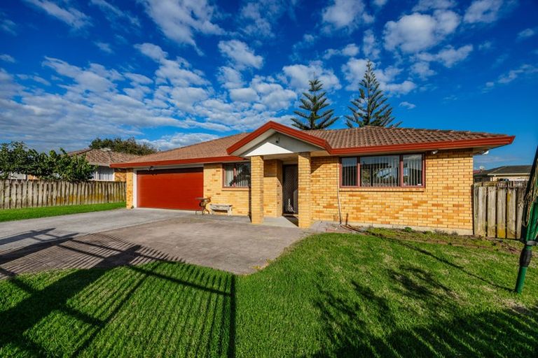 Photo of property in 15 Tilberg Street, Favona, Auckland, 2024