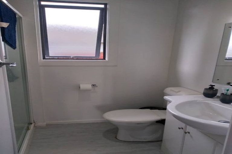 Photo of property in 64 Barton Street, Woolston, Christchurch, 8023