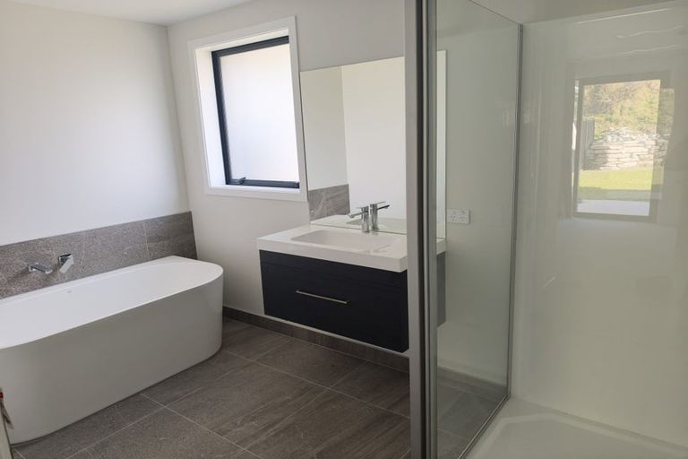 Photo of property in 16 Hicks Road, Lower Shotover, Queenstown, 9304