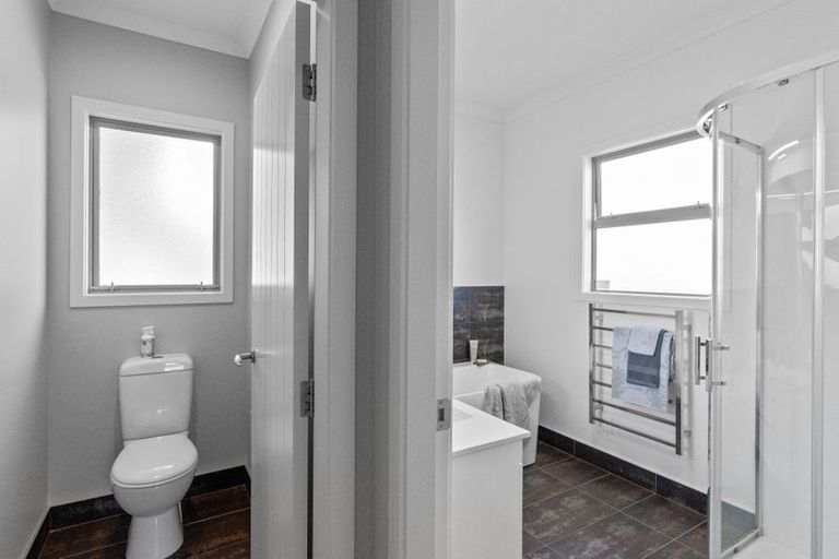 Photo of property in 25 Gladys Place, Levin, 5510